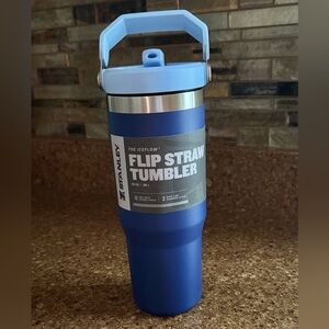 Stanley 30oz flip straw tumbler